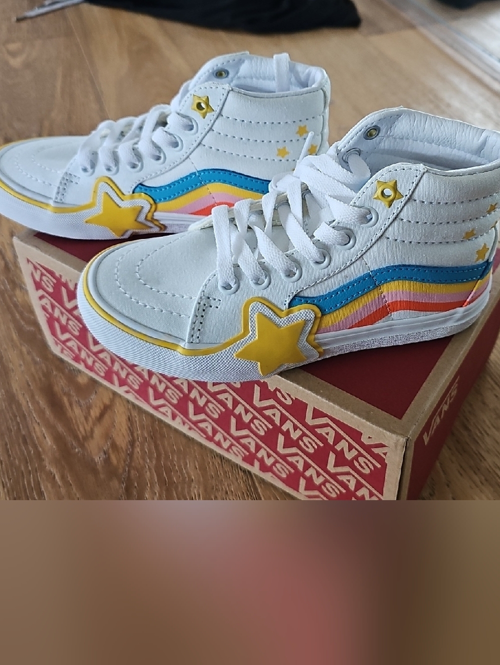 Vans Kids White High-Top Sneakers with Rainbow Stripes and Yellow Star